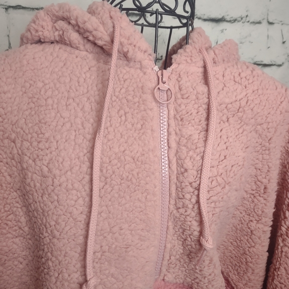 Victoria's Secret PINK Sherpa Hooded Pullover - Picture 2 of 15
